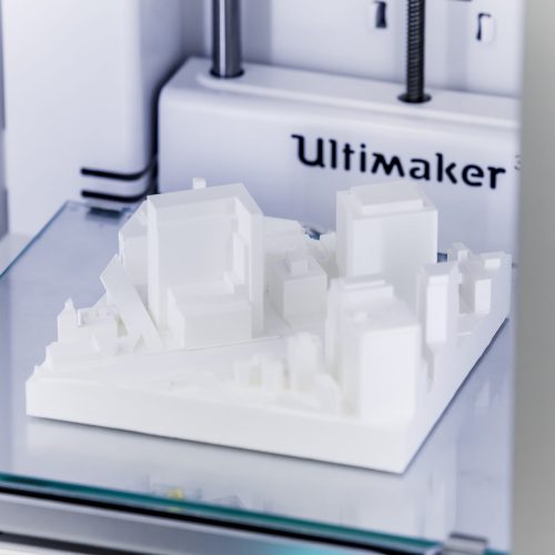Architectural_model_printed_with_an_Ultimaker_3D_printer-Steven van de Staak-wikimedia-commons